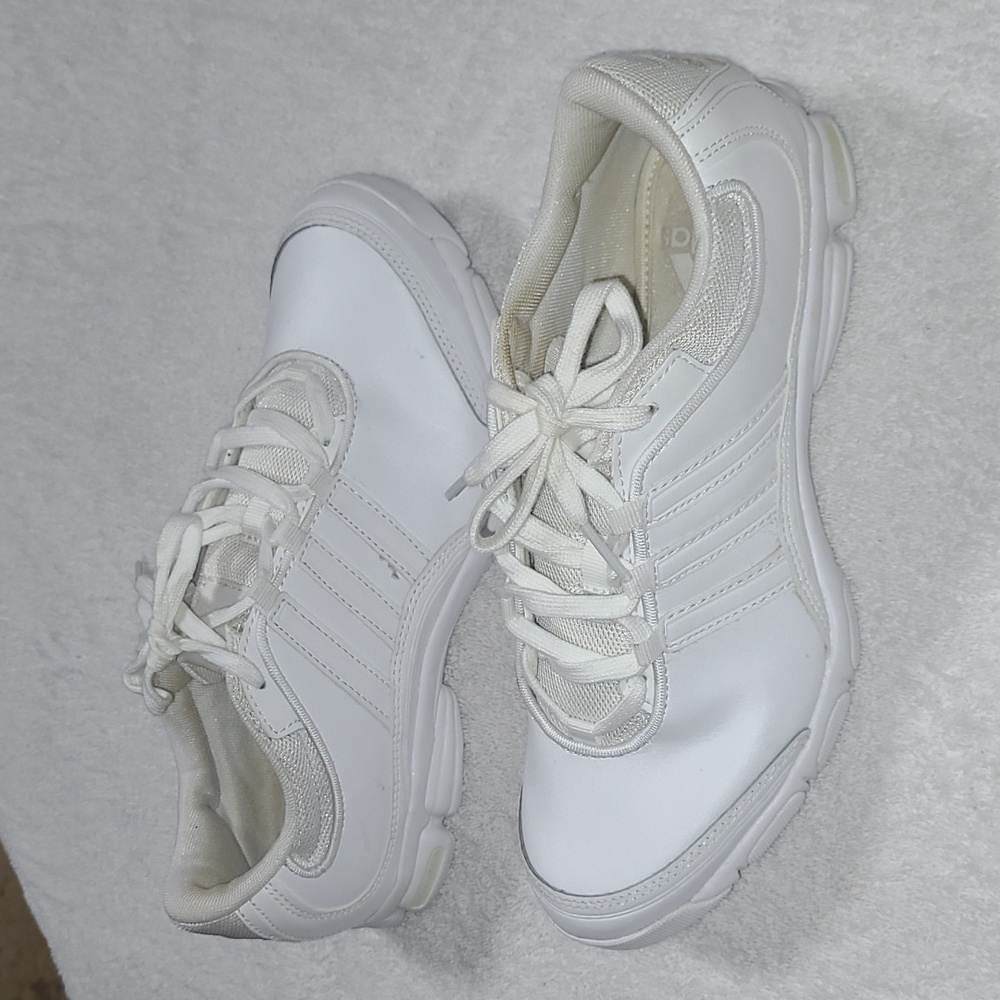 Adidas Women's Cheer Sport Cross-Trainer Shoes Size 7.5